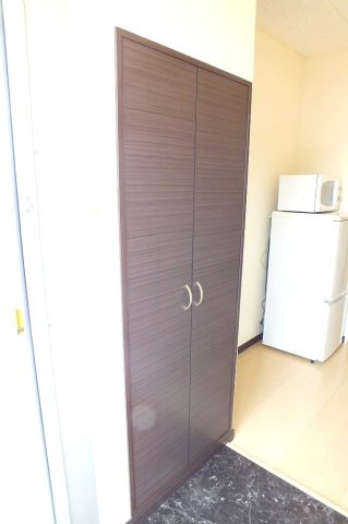 明るい玄関です