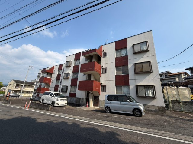 金下コーラスの外観