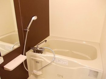 クレール姫路の浴室