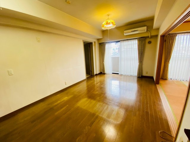 グレージュ和光弐番館の居間・リビング