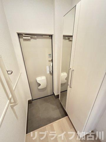 パイン　フォレストの玄関
