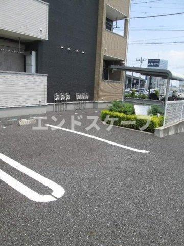 メゾン柊の駐車場|高崎、前橋のお部屋探しはエンドスケープまで！お客様の理想お聞かせ下さい♪