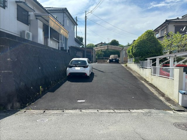 【前面道路含む現地写真】 | 草木売家