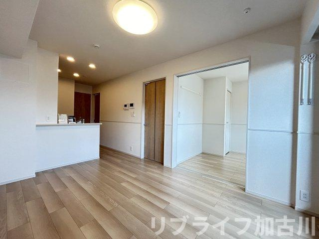 パイン　フォレストの居間・リビング