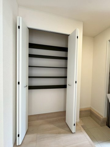 ークレイドルガーデンー小倉北区高坊第３【小倉北区　新築戸建て】の収納|たくさん靴が収納できます♪【小倉北区　新築戸建て】