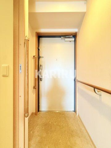 マンスフィールド桃谷 の玄関