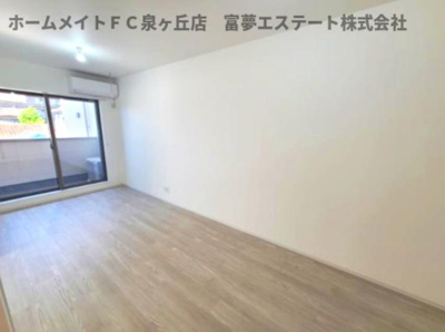 【居間・リビング】 | ジーメゾン高石リュクス  | ※イメージ　同物件別号室の写真