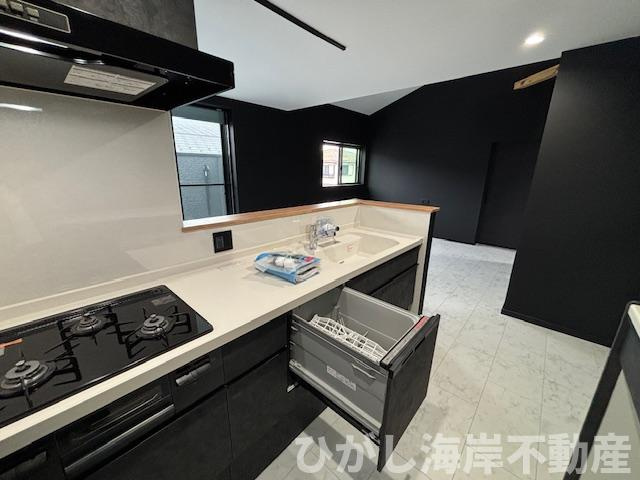 茅ヶ崎市緑が浜　新築戸建　のキッチン|キッチンスペース