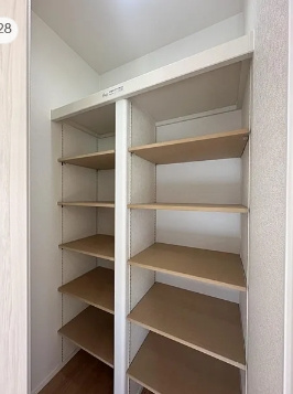岩出市中島の収納