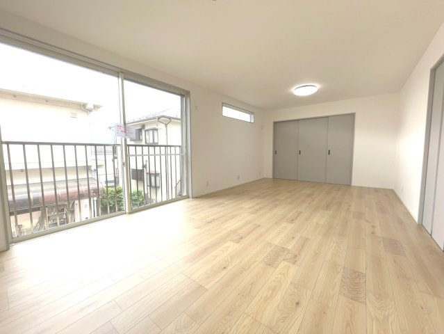 日野市西平山５丁目　新地戸建の居間・リビング