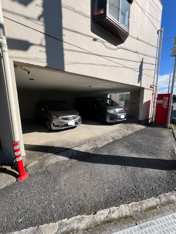 サンテルモ市村の駐車場