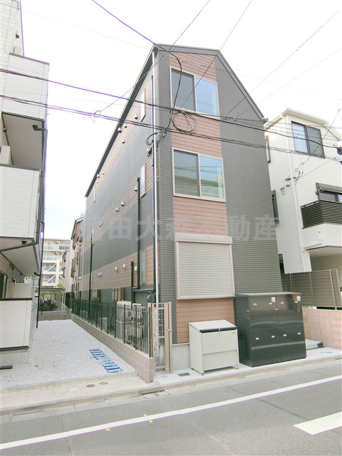 THE ROOM'S羽田の外観