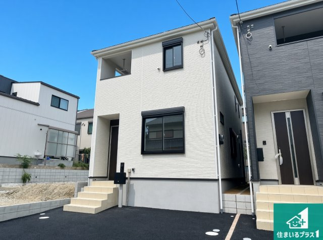 29日(土)30日(日)現地ご見学可能！　枚方市香里ケ丘　全3邸の外観|お客様に長く安心して住んでいだだける事にこだわった家づくり！住んでからのアフターサービスにもしっかりと取り組んでいます！