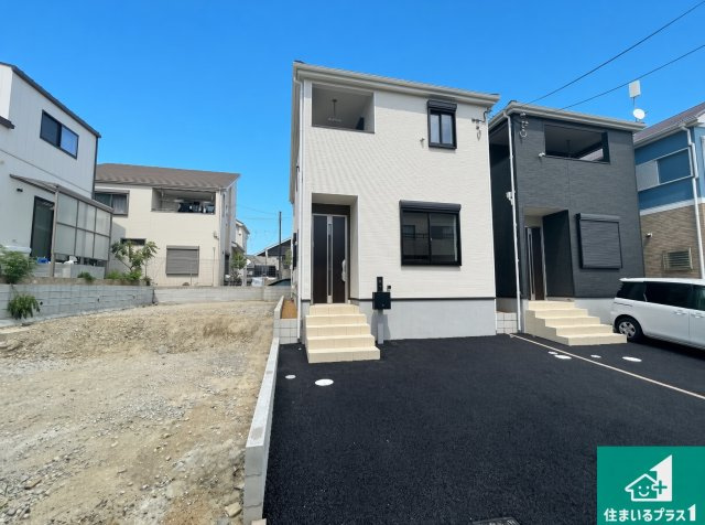 29日(土)30日(日)現地ご見学可能！　枚方市香里ケ丘　全3邸の外観|安心の10年保証！外観を美しく保ち、雨水で汚れを落とします！気になることがありましたら、お気軽にお問い合わせください！