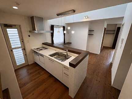 安佐南区山本新町3丁目2680万円中古戸建のキッチン