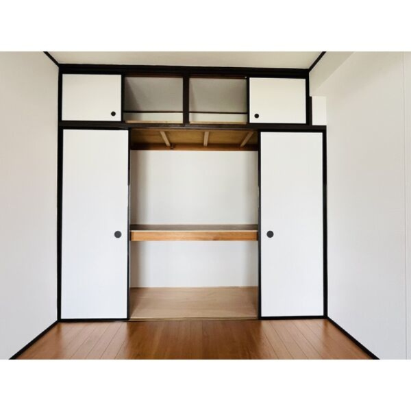 石塚マンションの収納|※別部屋同間取りのお写真となります。参考にご覧くださいませ。