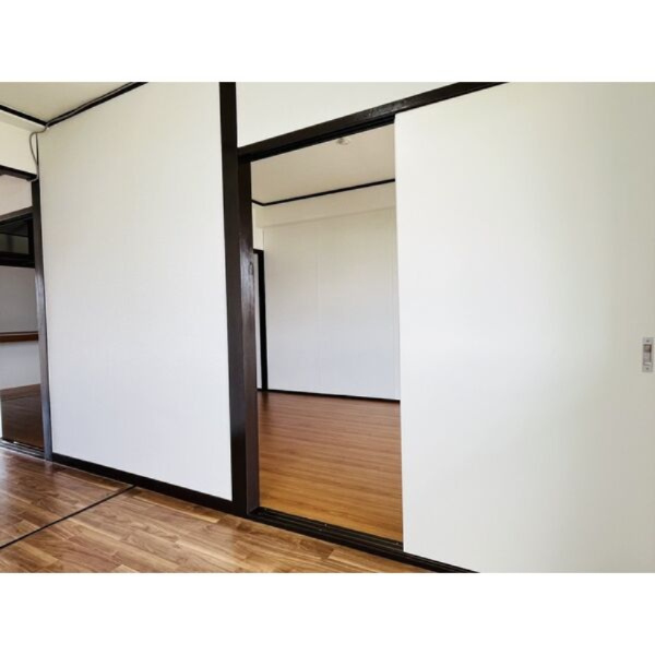 石塚マンションの設備|※別部屋同間取りのお写真となります。参考にご覧くださいませ。