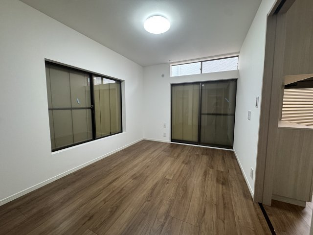 青梅市河辺町6丁目 中古戸建の洋室