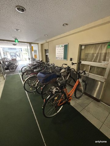 ローズコーポ新大阪第1　仲介手数料無料の駐車場