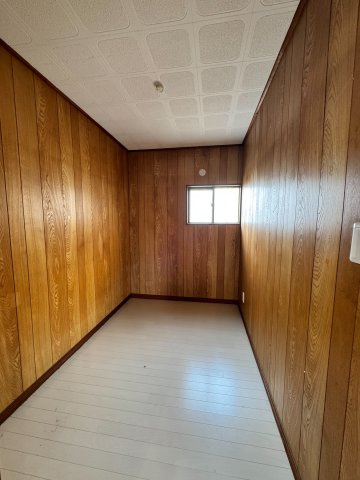 狭山市鵜ノ木中古戸建の洋室