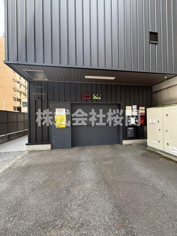 ＳＹＮＥＸ　横濱阪東橋Ⅱの駐車場