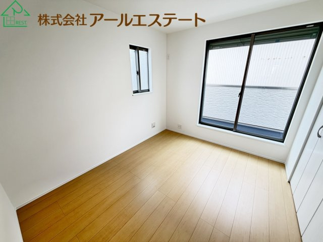加古川市加古川町本町　　新築戸建　JR「加古川駅」徒歩13分の子供部屋