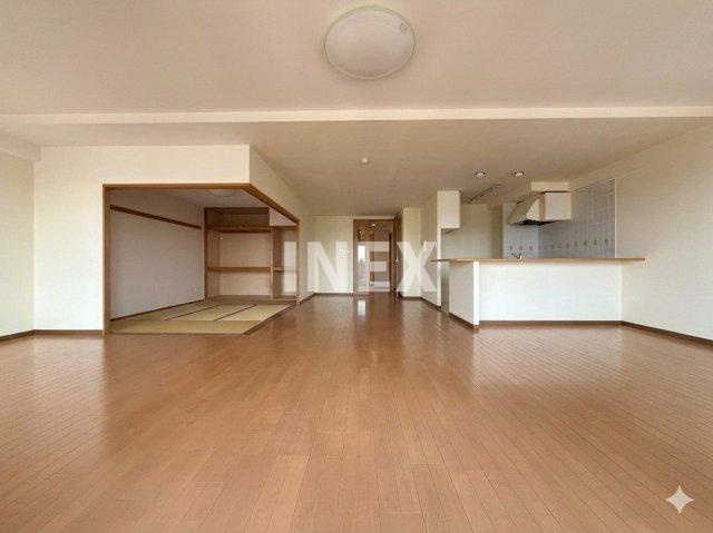 横浜市神奈川区羽沢南１丁目の賃貸マンションの居間・リビング