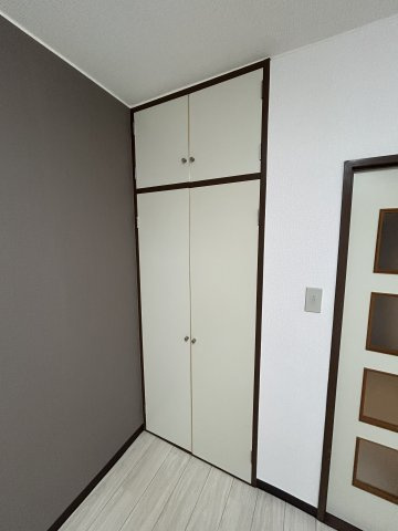 エマーユ若葉の収納|同タイプ別部屋写真となります。