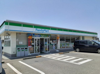 【周辺】 | フォルトゥーナ　Ⅰ | ファミリーマート曽屋店様まで800m