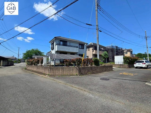 埼玉県入間市宮寺の前面道路含む現地写真