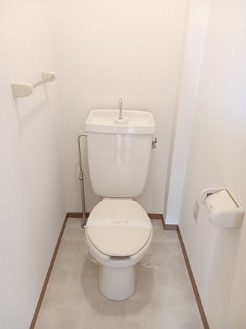 ドゥエリングＴのトイレ|トイレもきれいです