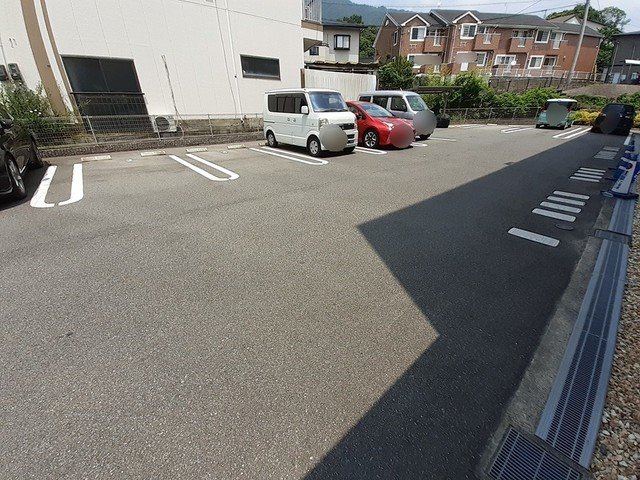カーサＣＹの駐車場|駐車場に車を止められます