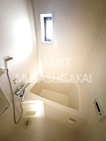 シャトル栄の浴室