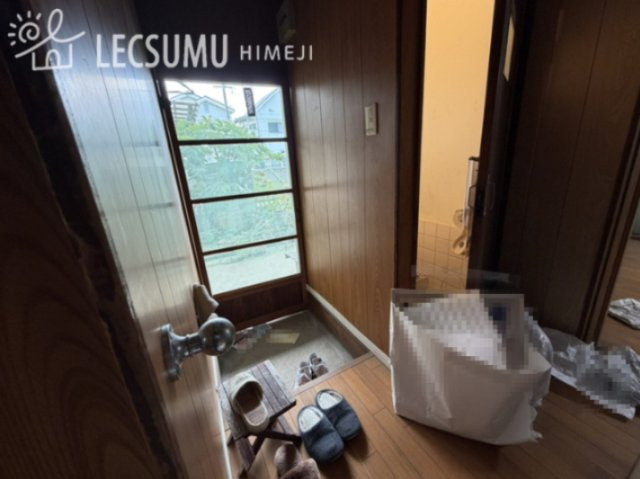 港コーポ/共同住宅の玄関