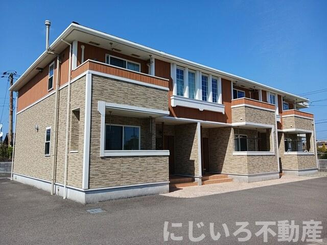 アネッサBの外観