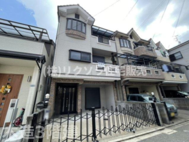 藤田町２丁目　中古一戸建ての構造・工法・仕様|木造3階建
■物件内覧・資金計画相談・住宅ローン相談、リフォーム相談、お問合せ受付中■
※当日・翌日のご内覧、ご相談はお電話でのお問合せがスムーズです！