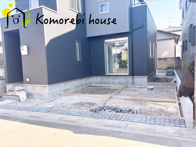 伊奈町大針　2期　新築一戸建て　グラファーレの駐車場|10/11撮影