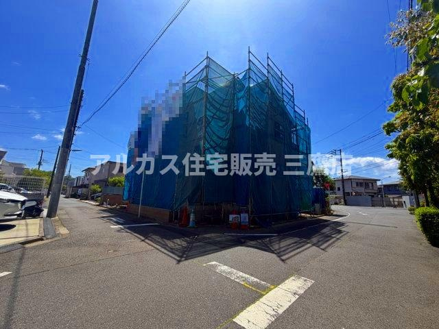調布市深大寺東町7丁目 京王線 調布駅 新築戸建の前面道路含む現地写真