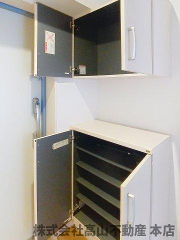宗像市田熊４丁目の賃貸マンションの玄関