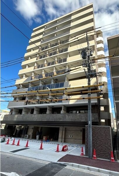 リシュドール堀田駅東の外観