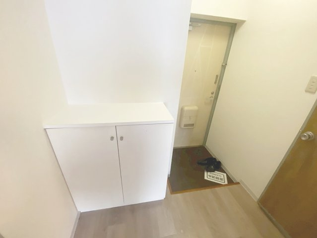 FFハイツの玄関