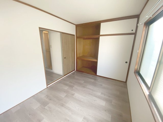 FFハイツの洋室