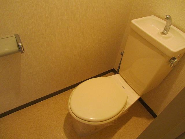 サンシャインのトイレ|清潔感のあるトイレです