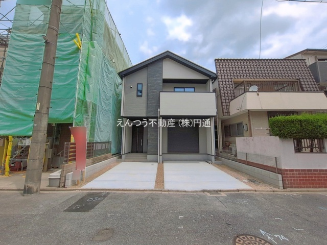 リガーレ野立町2期の前面道路含む現地写真