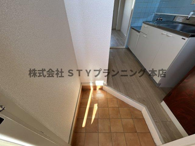 仲介手数料０円！プレズ名古屋庄内通の玄関