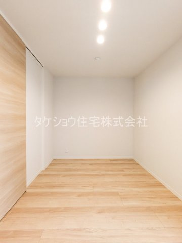 シャーメゾン　レスリジェアルカディアの洋室|洋室6.3帖
