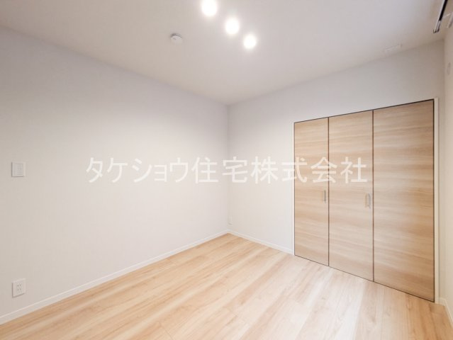 シャーメゾン　レスリジェアルカディアの洋室|洋室5.1帖
