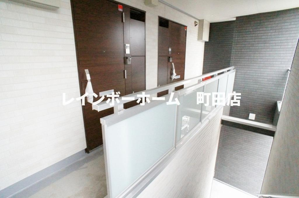 リブリ・鴨居※初期費用分割あと払いサービス利用可能物件のロビー|※同施工会社参考写真