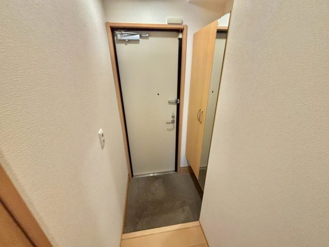 メゾンドコンフォートの玄関