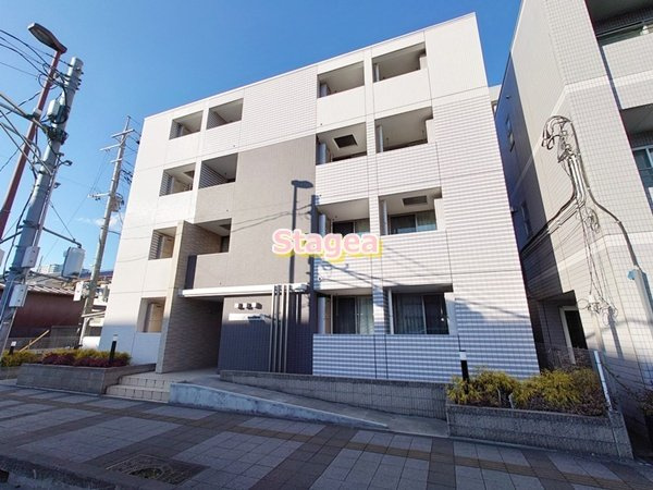 フィオーレ静